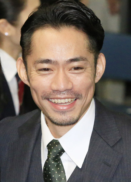 高橋大輔に結婚指輪 嫁が村元哉中や浅田真央との噂や子供の話題について アスリート情報局